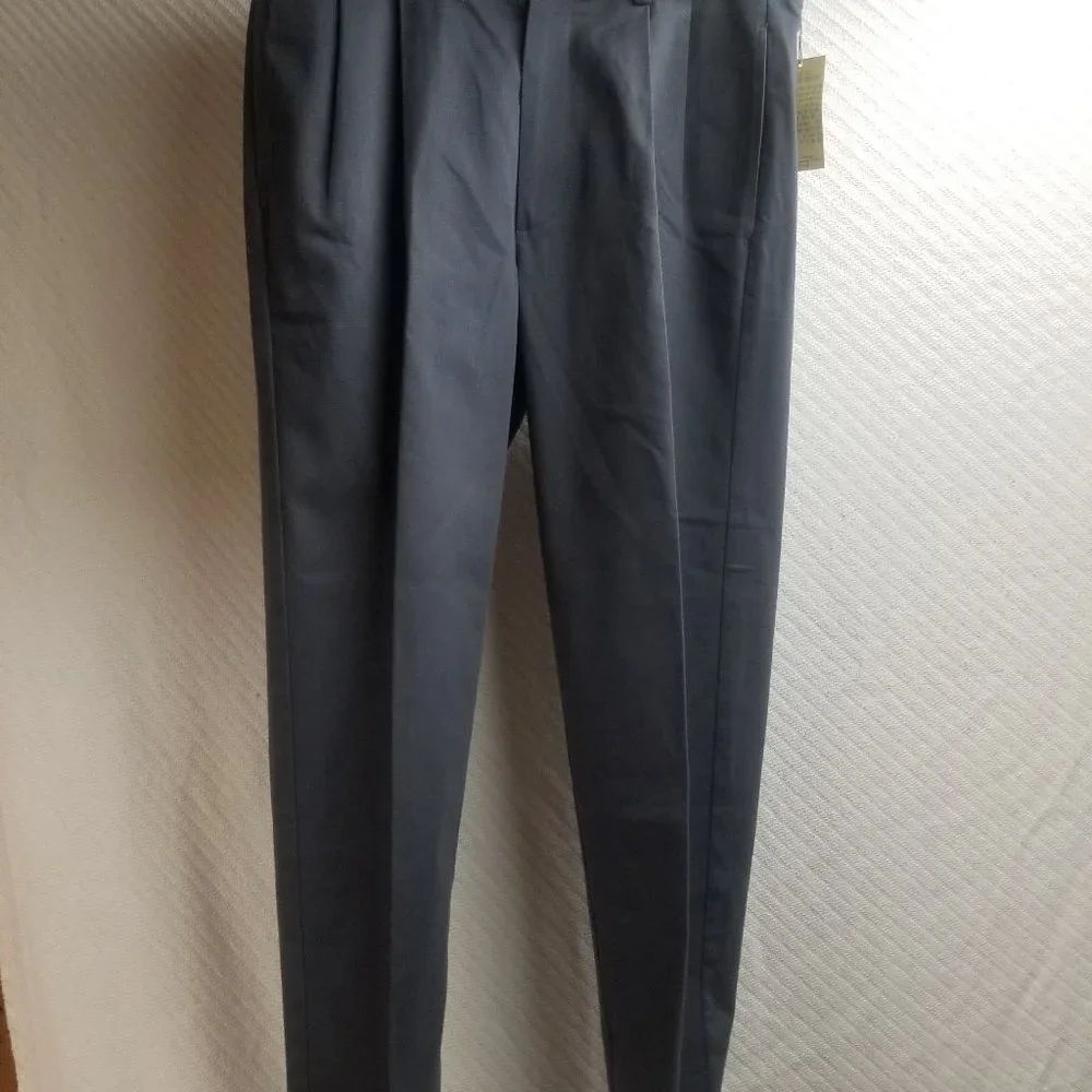 795 - Orvis 34W 30L Cuffed Trousers - Picture 1 of 6